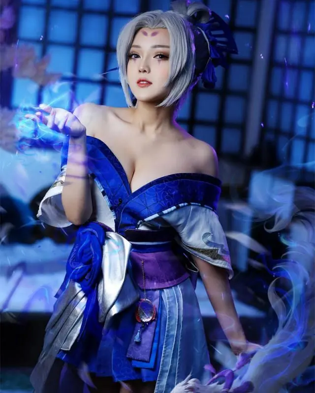 cosplay lien quan 8