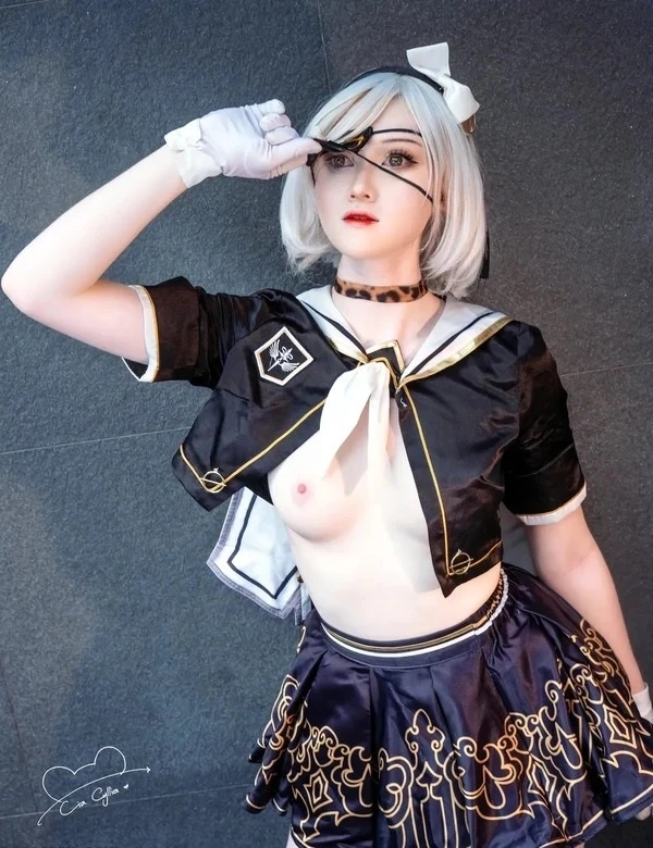 gai xinh cosplay nude 5