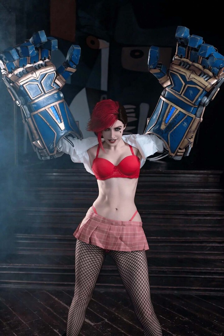 vi cosplay